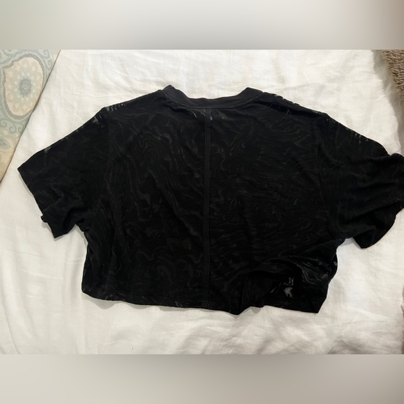 Lululemon mesh tank - Picture 3 of 3